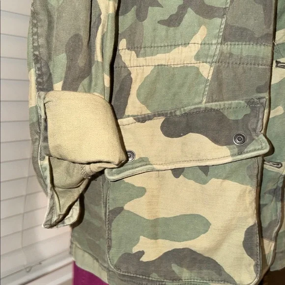 NWT FREE PEOPLE Not Your Brother's Green Camo Print Surplus Jacket sz small - Picture 9 of 15